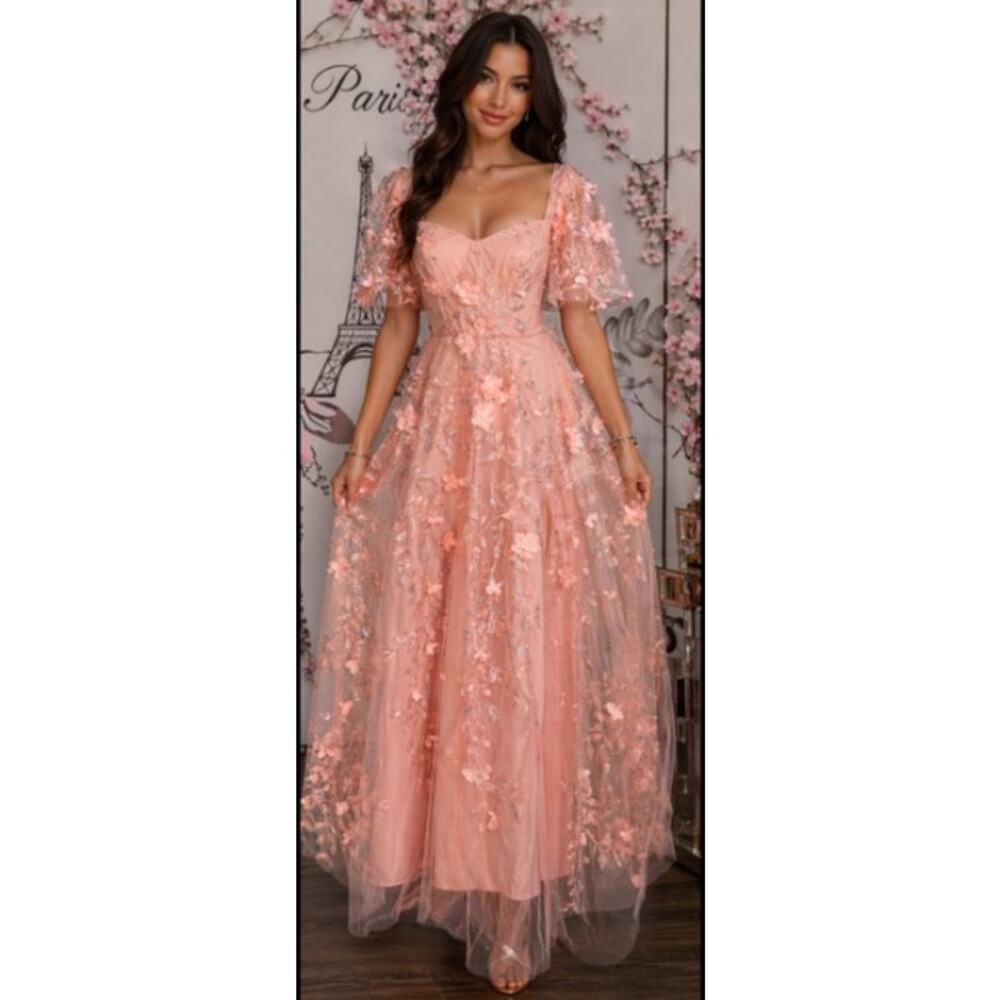 #34 MSRP $130 NWOT BLUSH AW BRIDAL 3D FLORAL APPLIQUÉ TULLE GOWN ♡SIZE 12♡